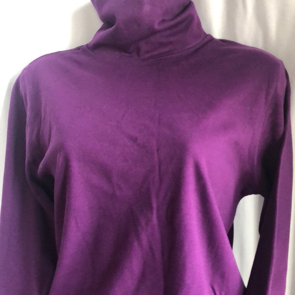 Lauren Evan Purple Long Sleeves Turtleneck size Small
